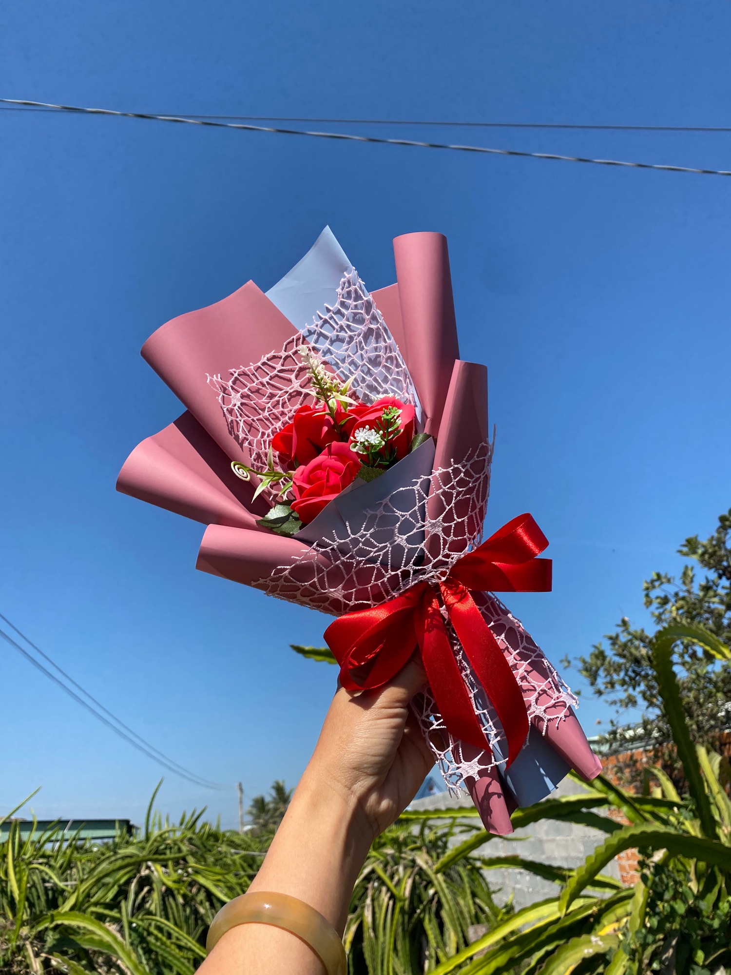 Bó hoa sáp 3 bông [mẫu mới]