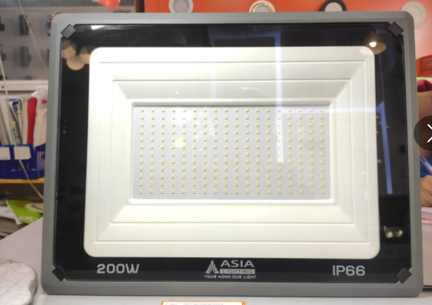 Đèn pha led 100w,150W,200w ánh sáng trắng/vàng Asia