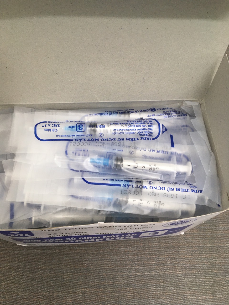 Bơm tiêm sử dụng 1 lần VINAHANKOOK (3ml/cc)