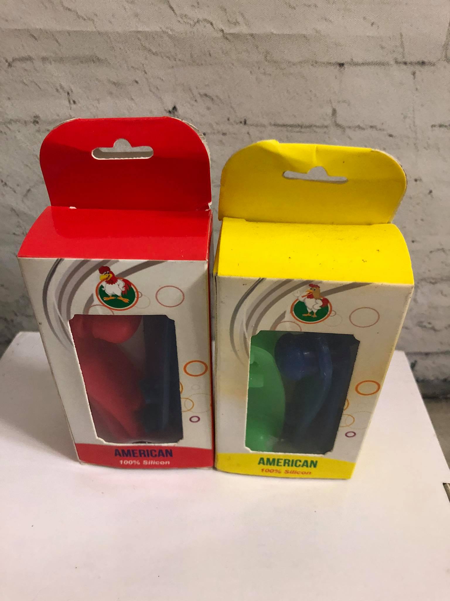 Bịt Cựa Bằng Cao Su Cho Gà Tre - Bộ x 2 Con