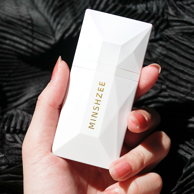 【BeautyMalls】 1 Thỏi Son Kem Lì Son Kem Lì