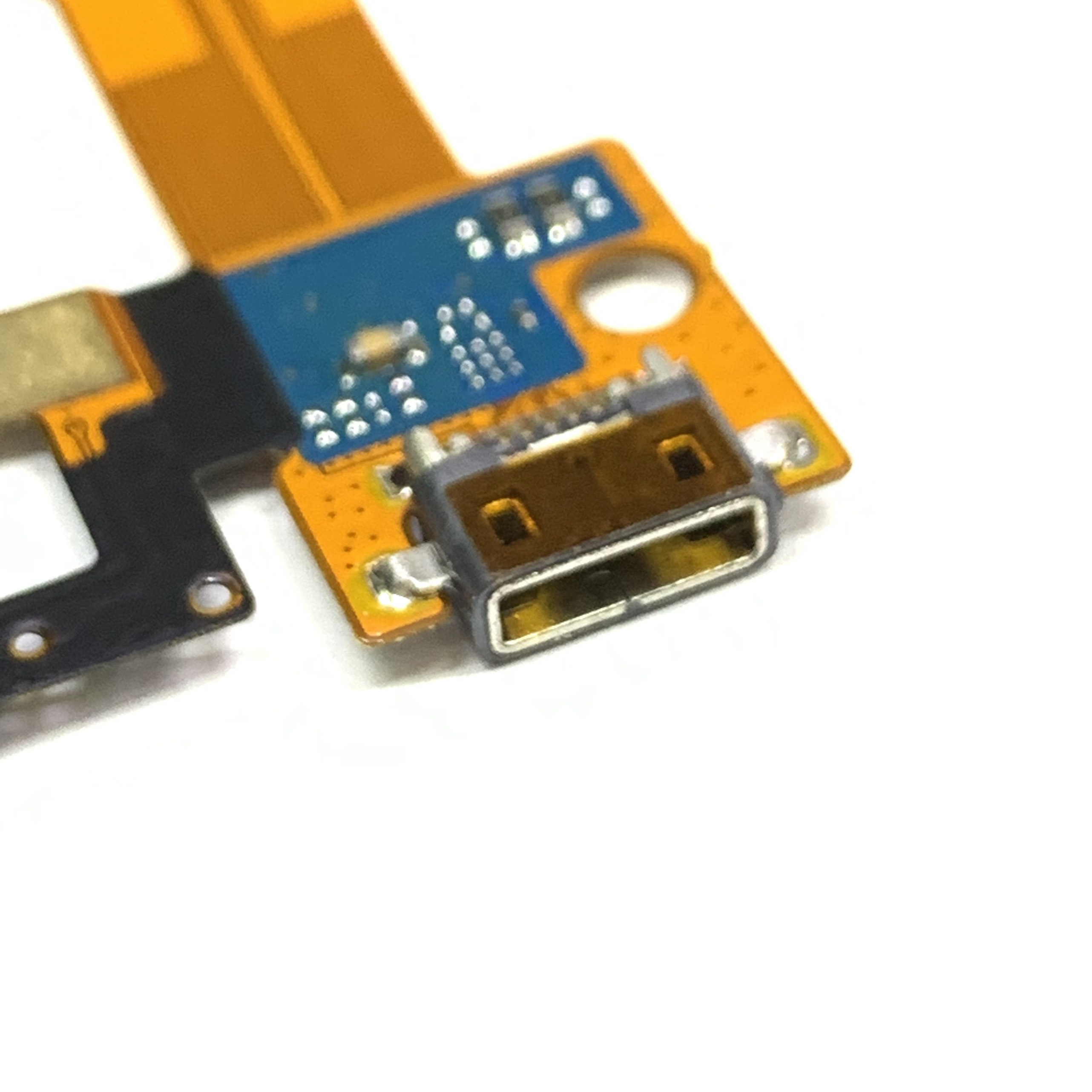 Cụm chân sạc Xiaomi MI 3