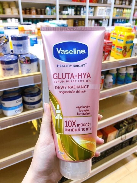 [HCM]Sữa dưỡng da ban đêm Vaseline Gluta HYA 10x 330ml Thái Lan