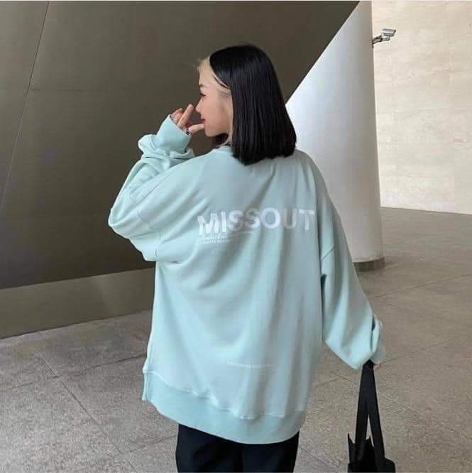 [Yoloboutique] Áo Sweater chữ missout