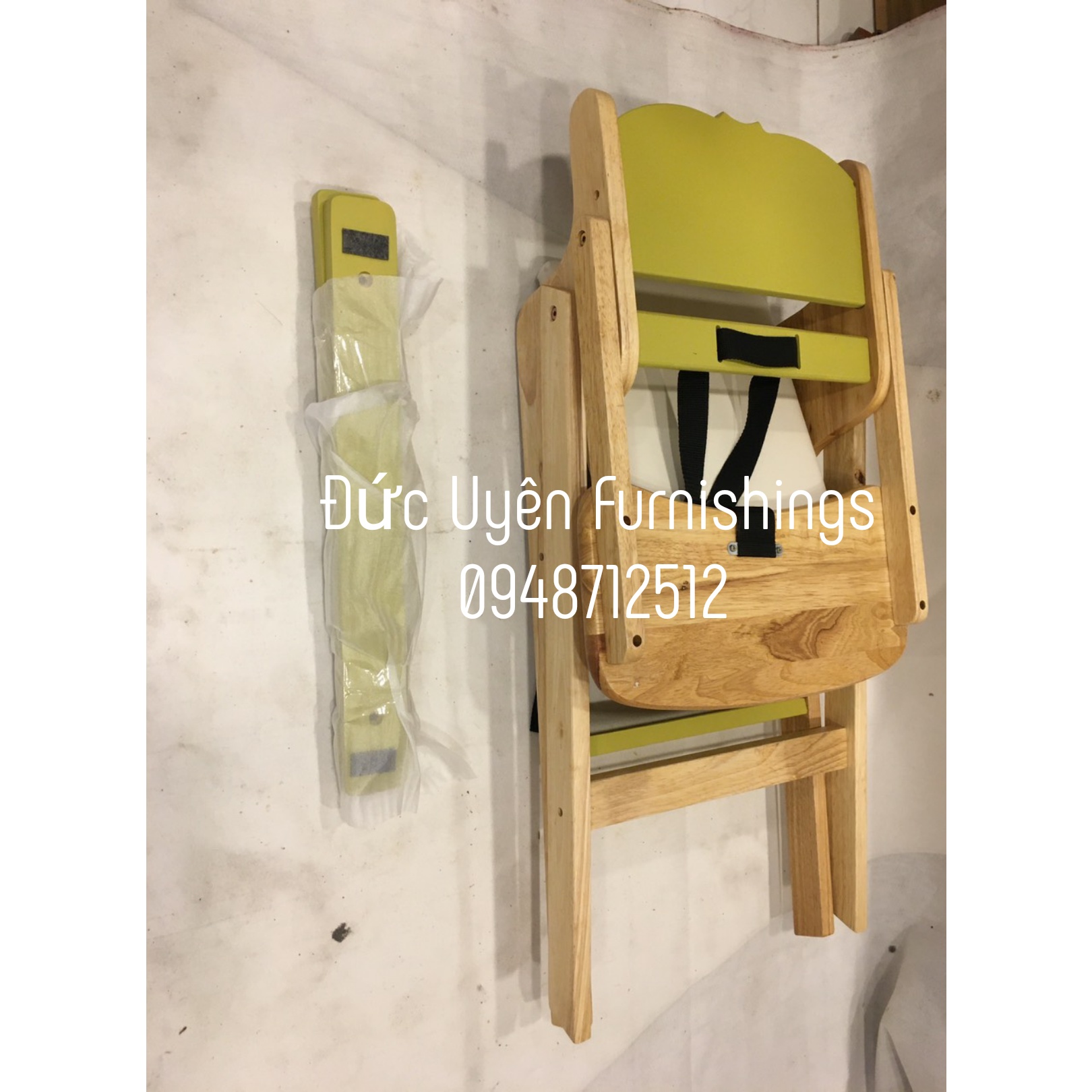 Ghế ăn dặm cho bé bằng gỗ