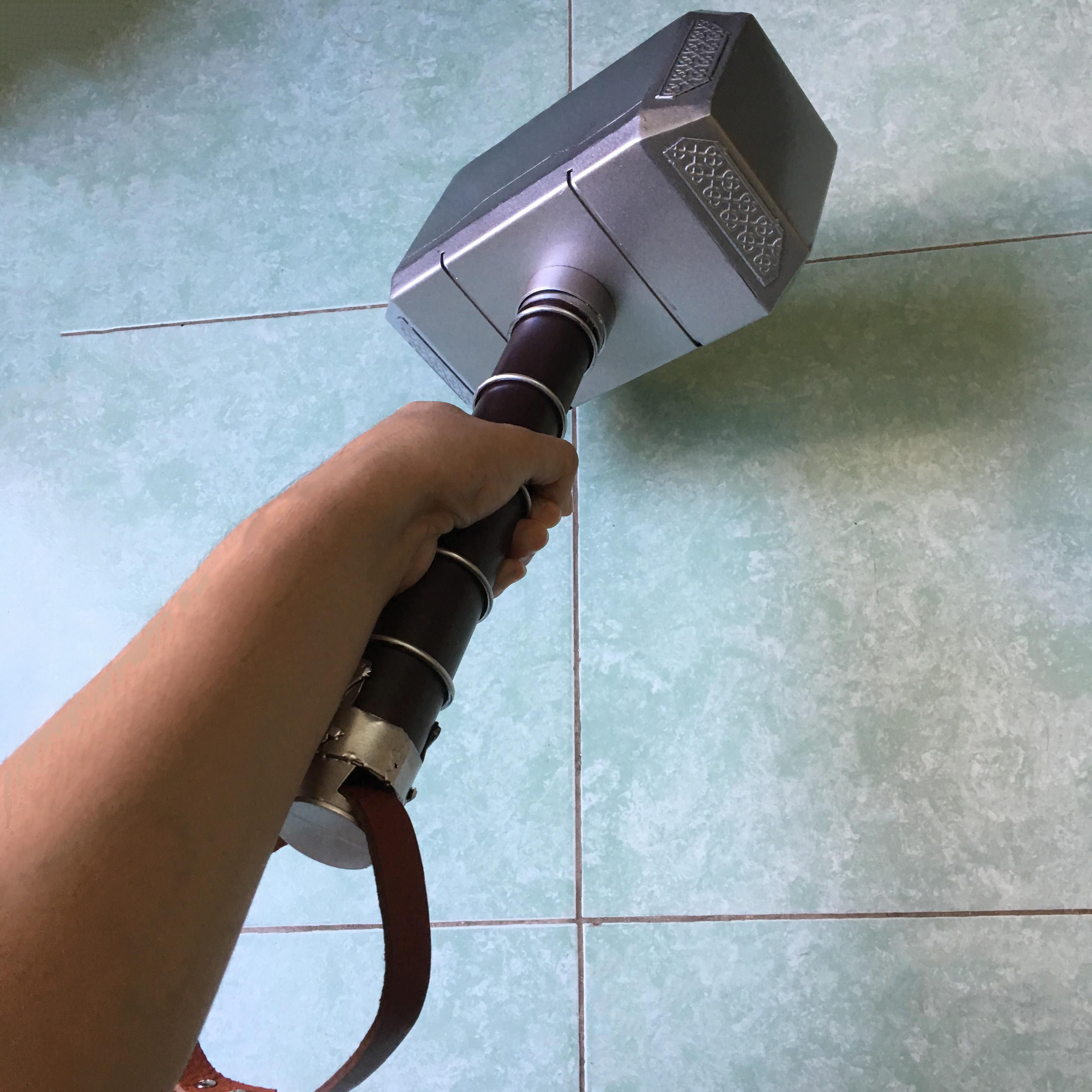 Búa Thor Mjolnir Bằng Sắt Tỉ Lệ 1:1