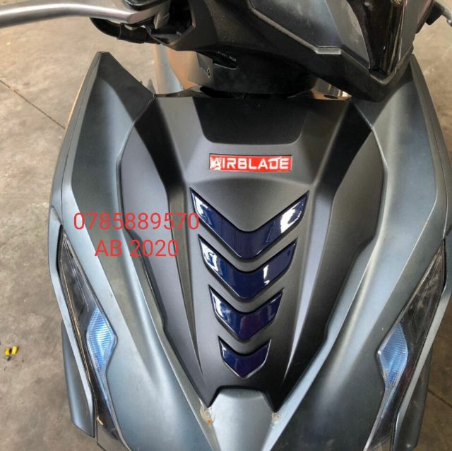 Mặt nạ 3 sọc air blade 2020/2021