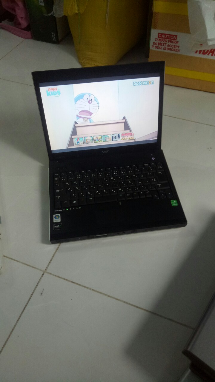 THANH LÝ LAPTOP NEC MINI