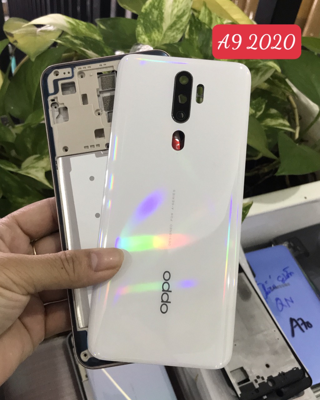 Bộ vỏ oppo A9 2020 / A5 2020  zin(kèm phím +kinh camera)
