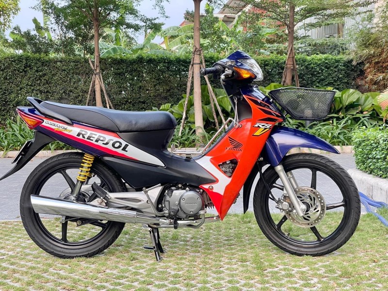 Tem bửng trong RS Repsol Phải (Miếng)