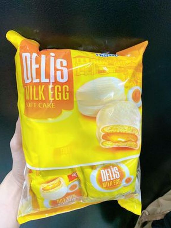 bánh bông lan trứng muối delis 200g