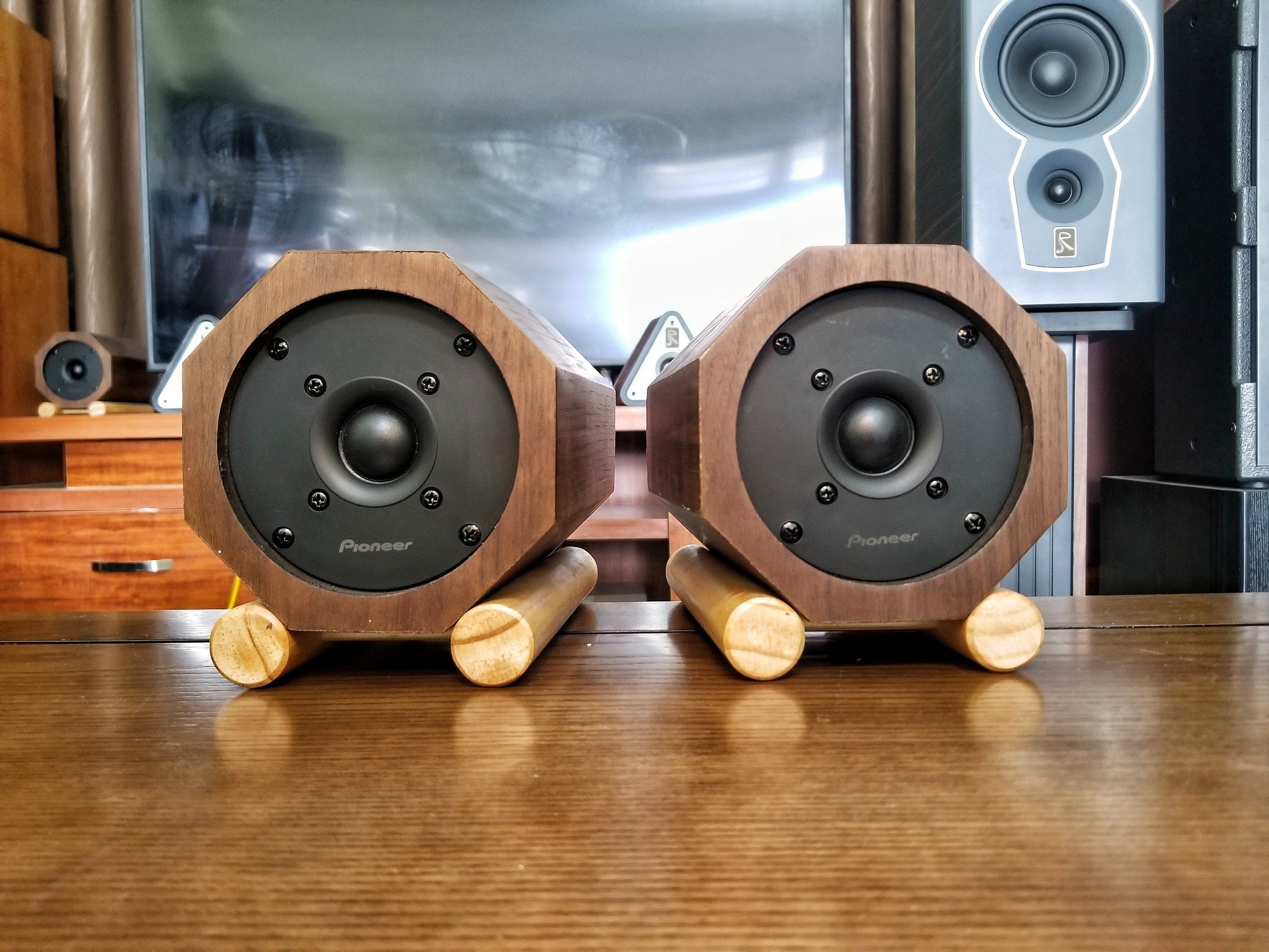 Cặp Loa Treble Pioneer Vỏ Gỗ Bát Giác GP03