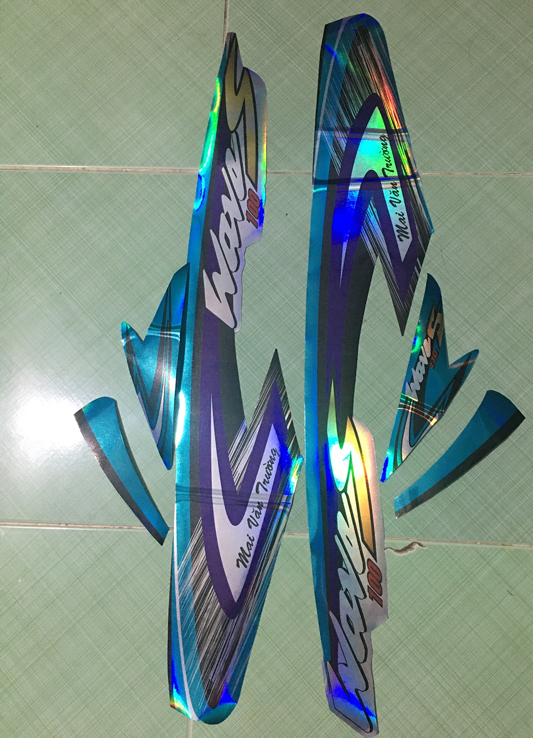 Tem wave 110 crom spark xanh ngọc