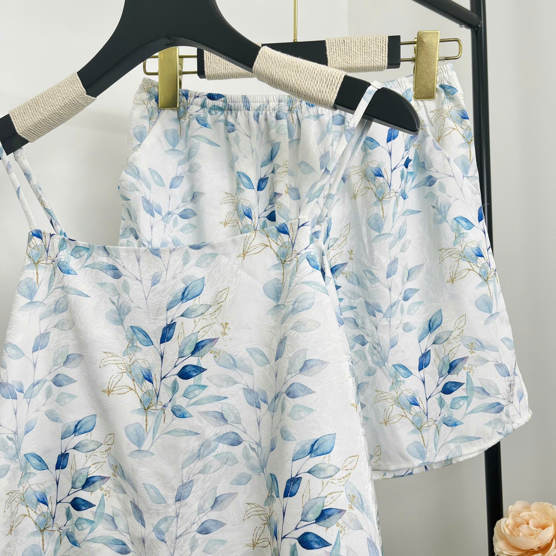 VIBES Đồ bộ 2 dây Lụa gấm Lucie Straps Set