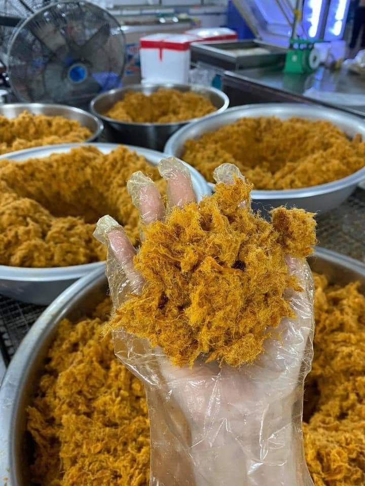 Ruốc Tôm Thịt Hạ Long Siêu Ngon hộp 500gr