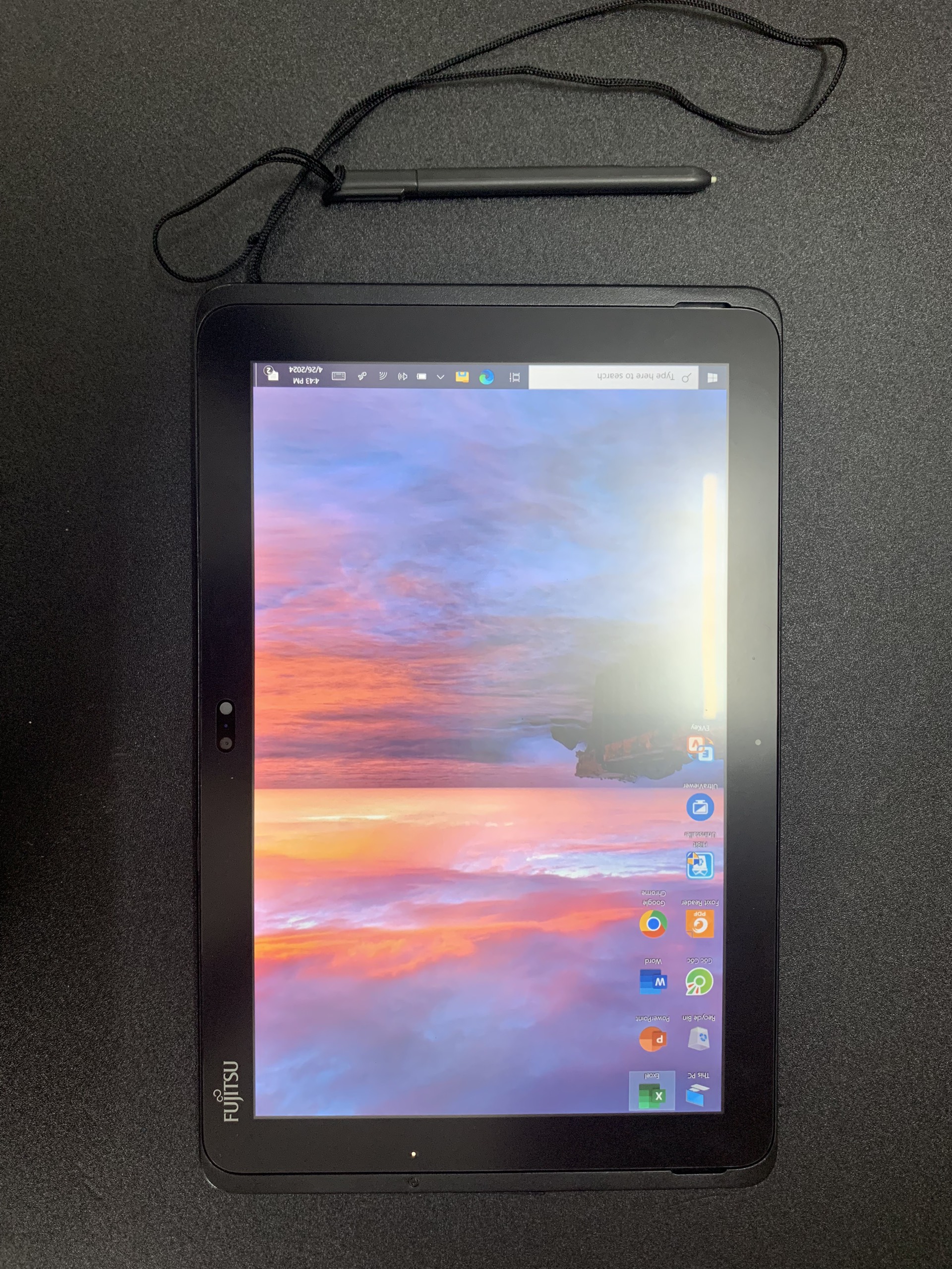 Máy tính bảng Fujitsu ARROWS Tab Q508