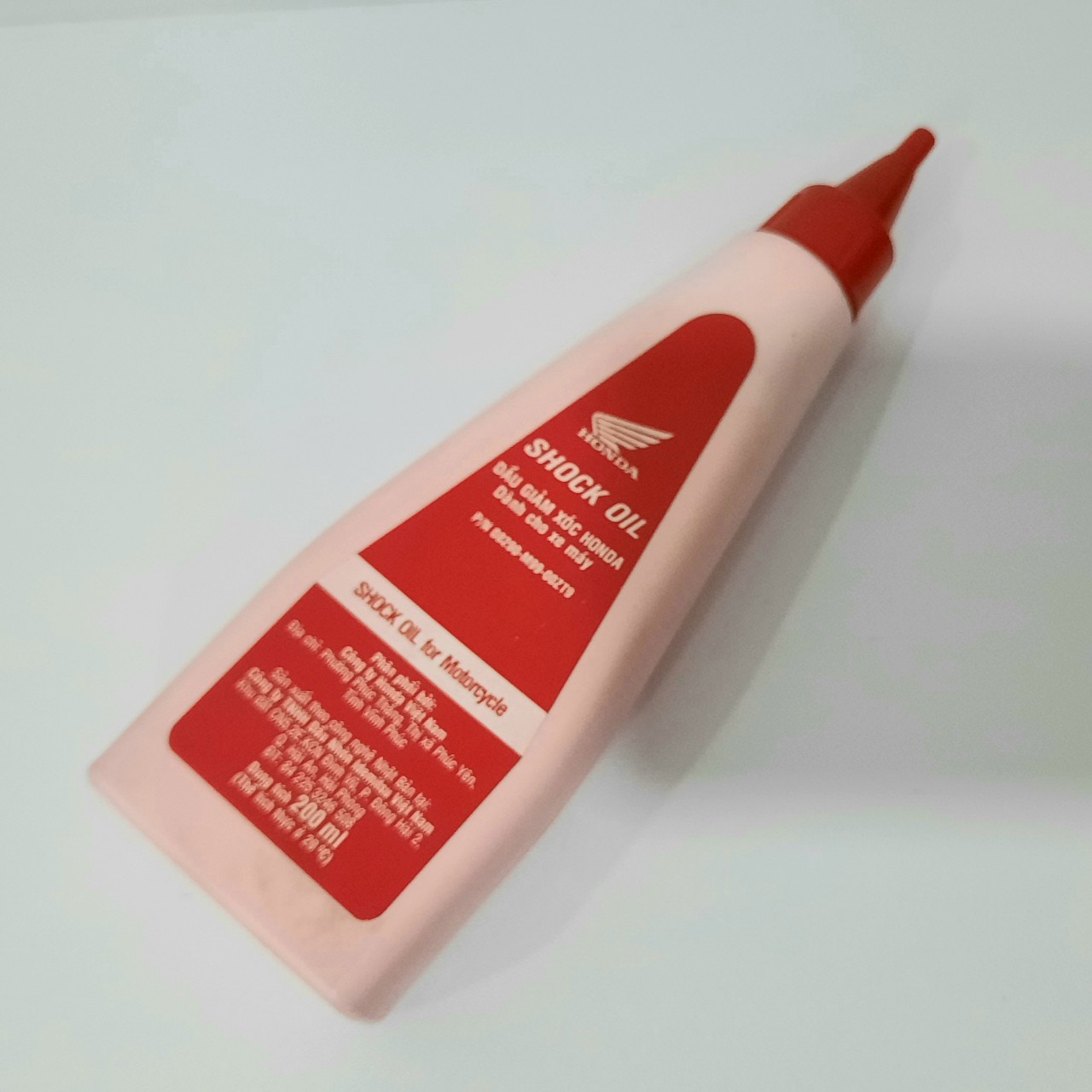 [HCM][Dầu phuộc giảm xóc dùng cho xe máy] HONDA  SHOCK OIL for Motorcycle  200ml