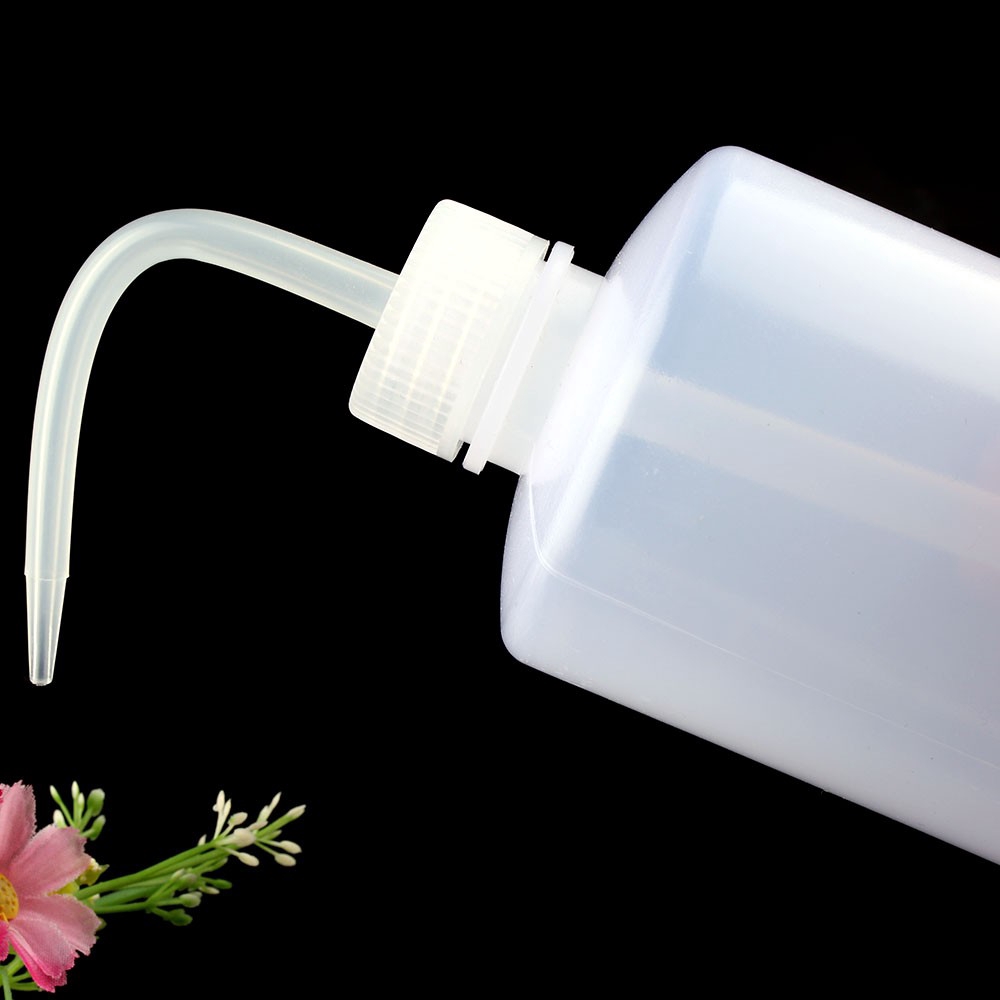 Bình nước chuyên dụng tưới sen