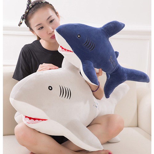 (HOT)Gấu bông cá mập vải 4 chiều size 50cm