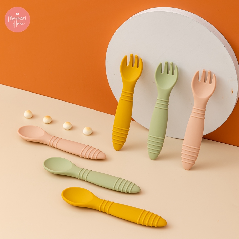 【Ready Stock】1pc Baby Tableware Food Grade Safe and Healthy Threaded Silicone Fork Spoon