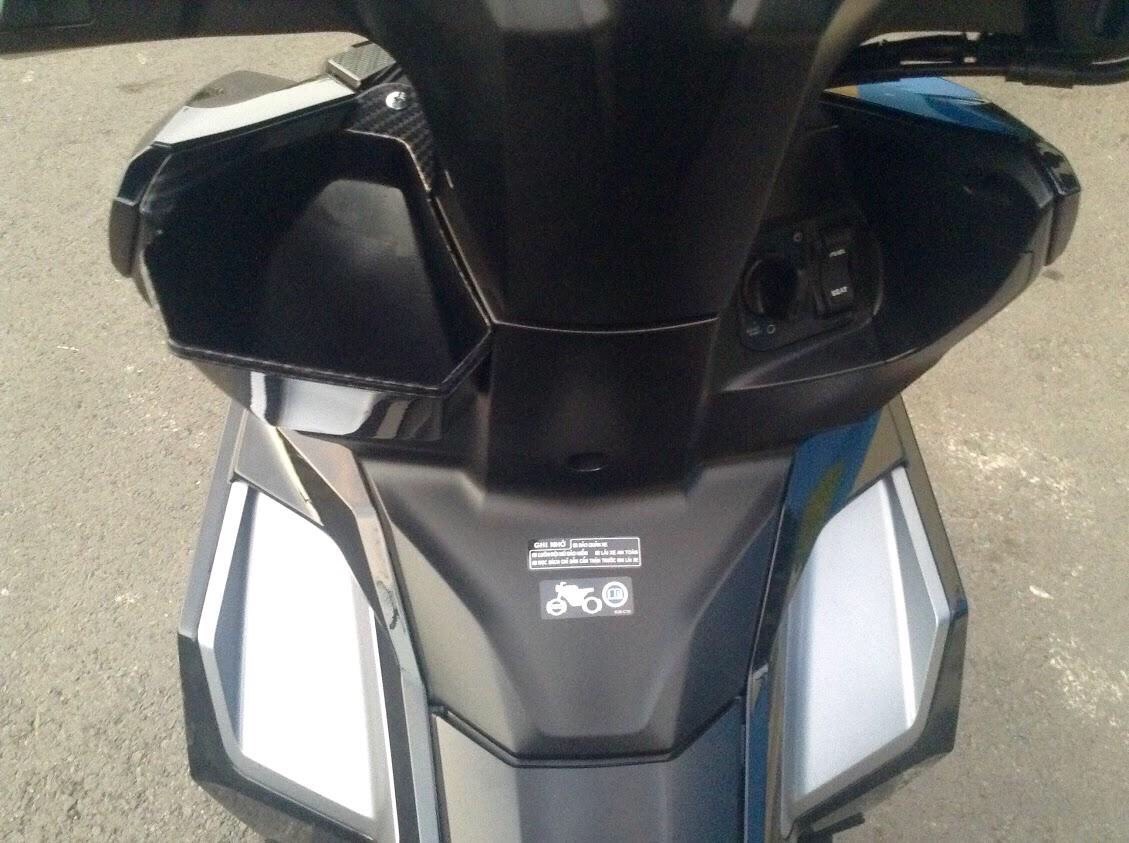 [HCM][SALE SỐC] HỘC ĐỰNG ĐỒ CHO HONDA AIR BLADE 2020 MÀU CARBON