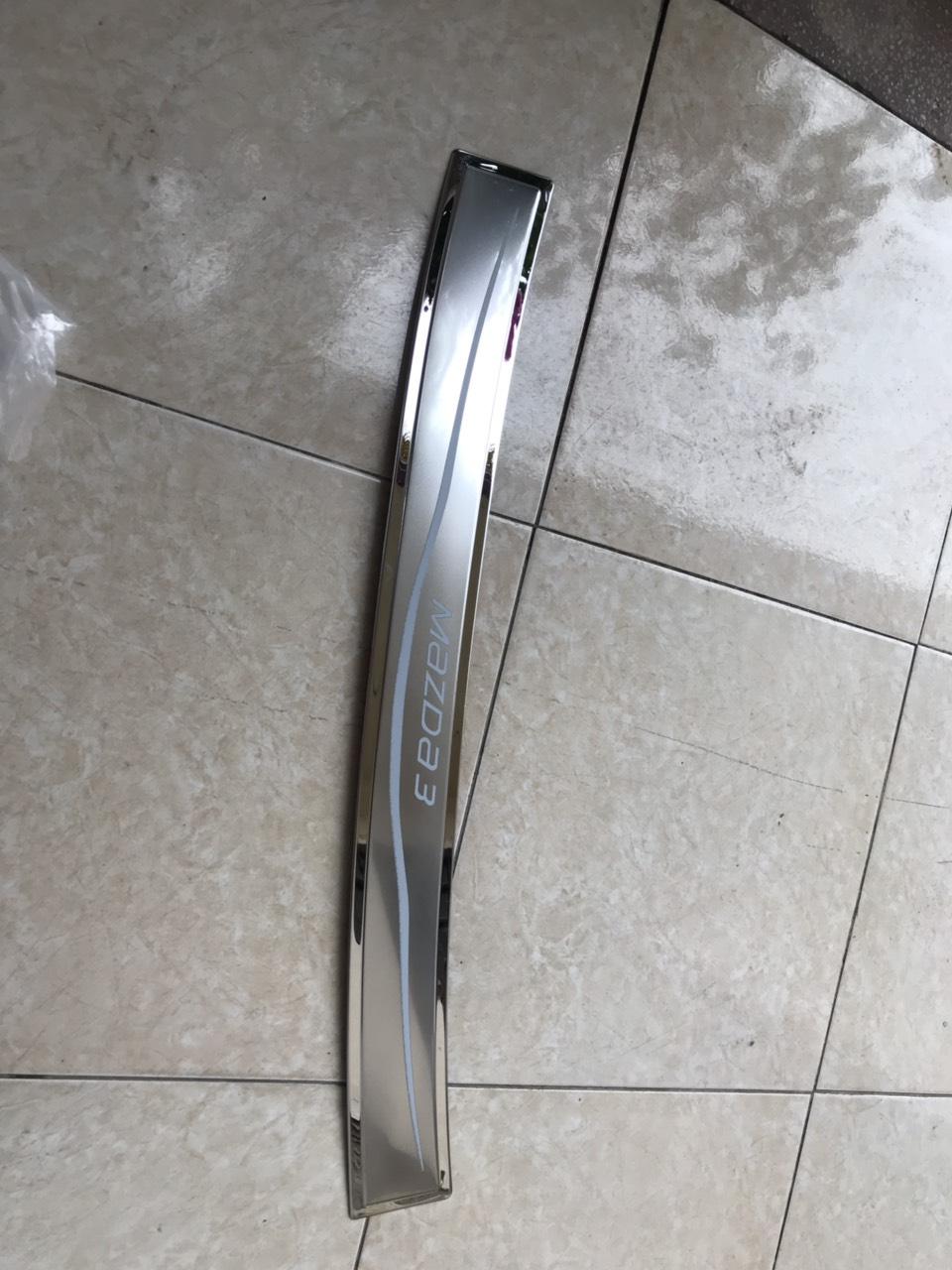 chống trầy cốp mazda 3 2015-2017