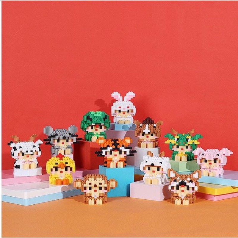 Lego 12 con giáp