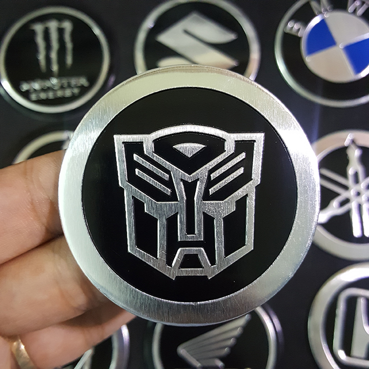 Miếng dán kim loại logo TRANSFORMERS AUTOBOT 5.5cm