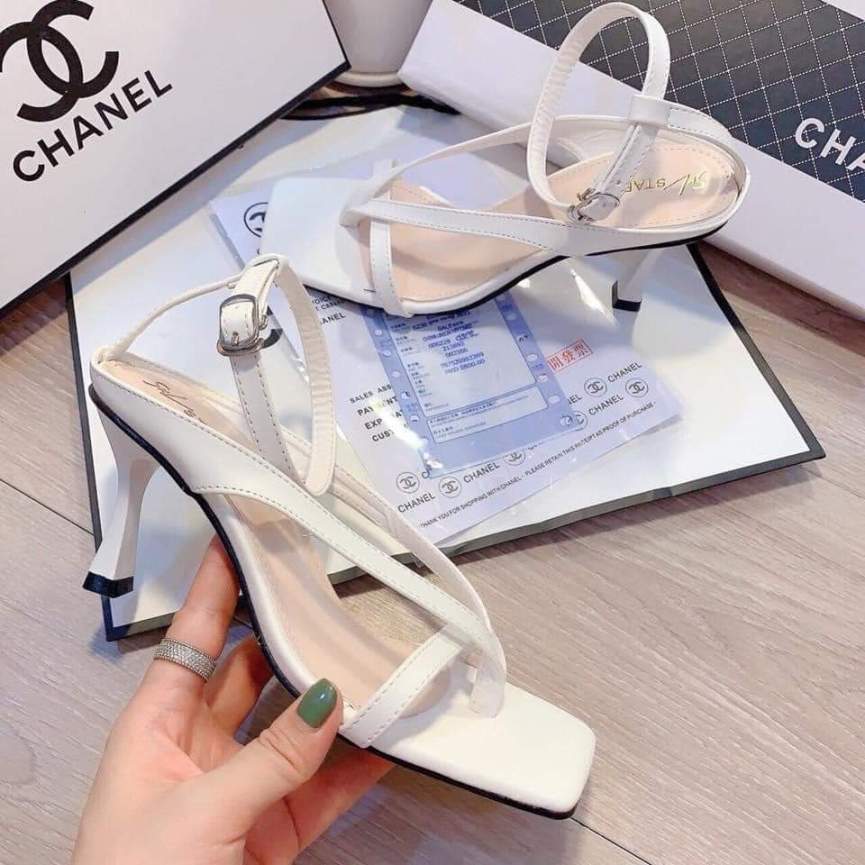 Sandal cao gót kẹp mã B4 xịn xò giá rẻ