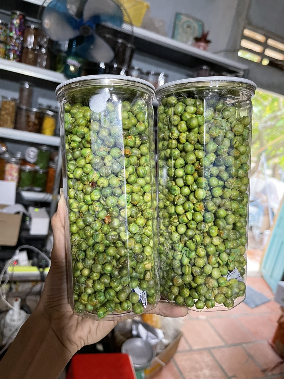 2 lon đậu hà lan tỏi ( lon pet 450g)