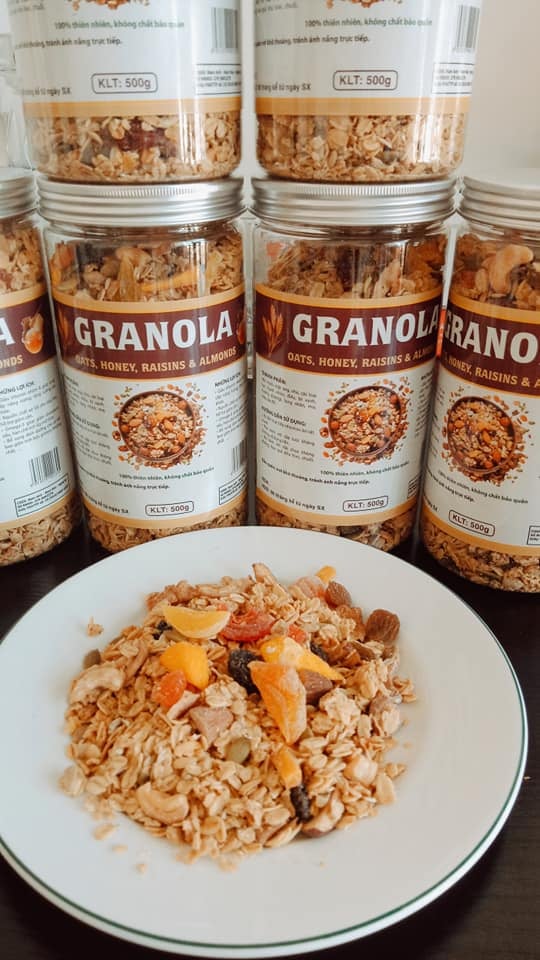 Granola -Ngũ cốc hạt mix trái cây sấy dẻo