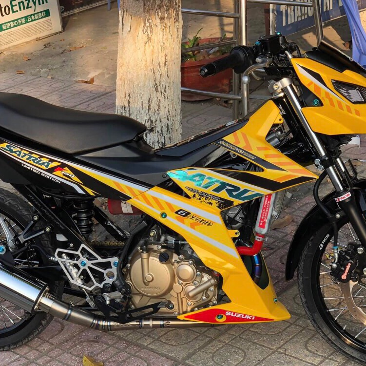 Tem rời Satria Fi Vàng đen