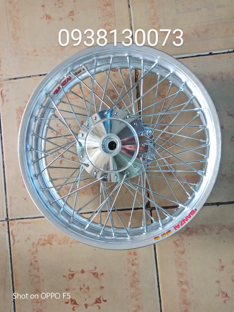 liên hệ qua số đt in trên sản phẩm