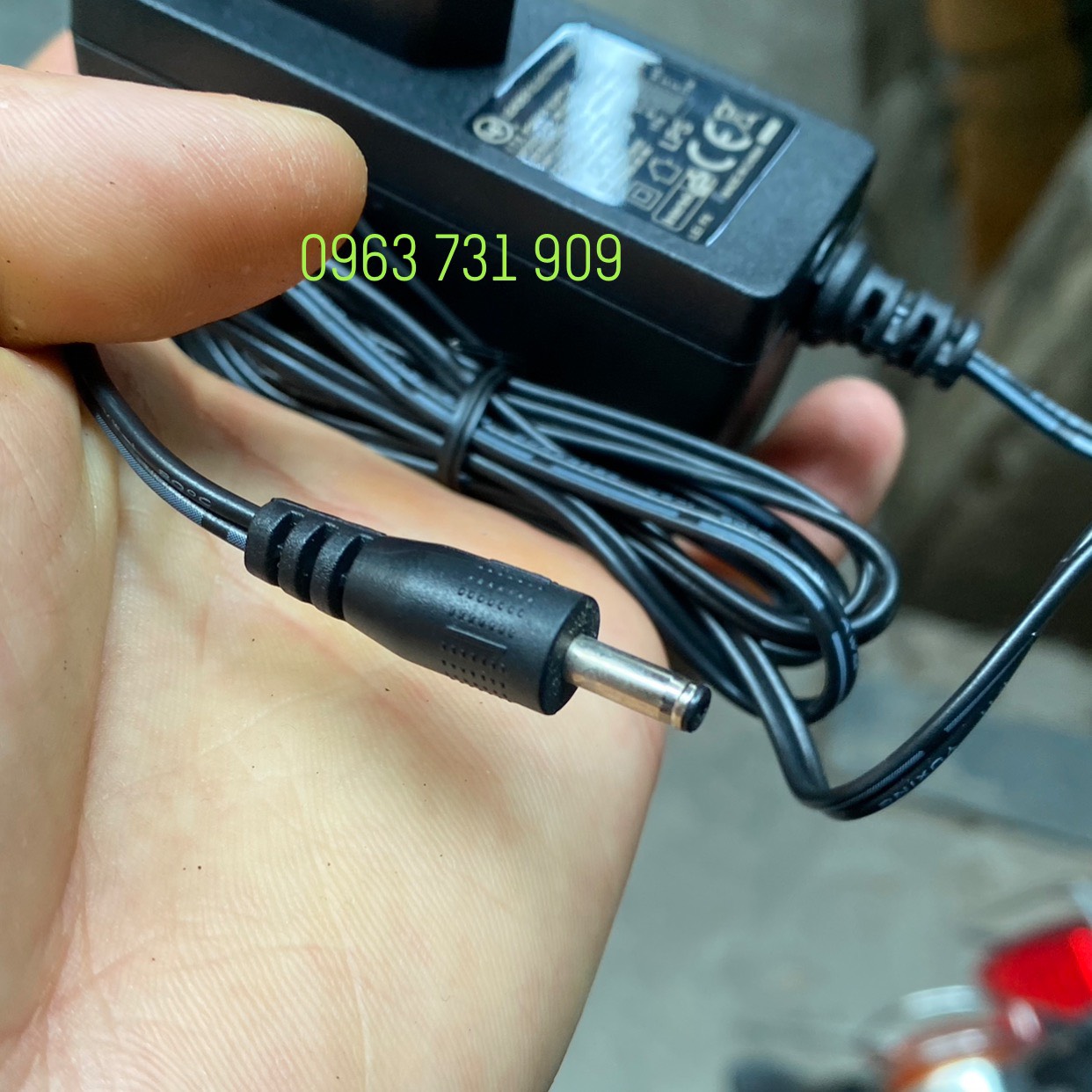 Sạc laptop Hansung 12v 2A