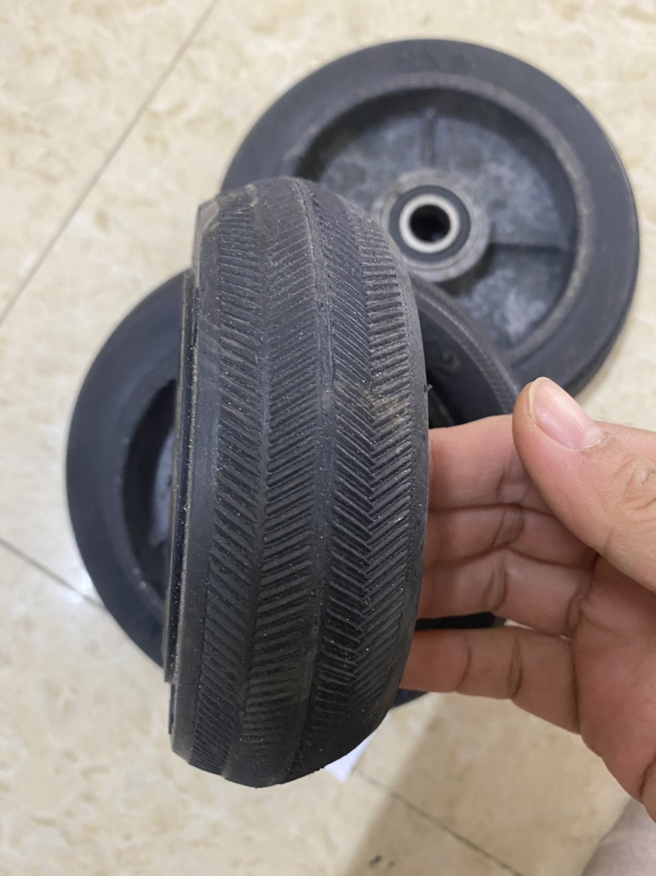 Bánh xe chịu tải đường kính 200, bánh xe cao su lõi gang đúc, bánh xe đẩy, bánh xe kéo chất lượng cao, bền
