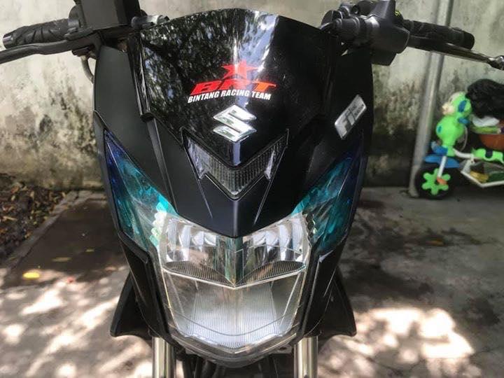 Combo 2 tem dán demi xi nhan raider fi