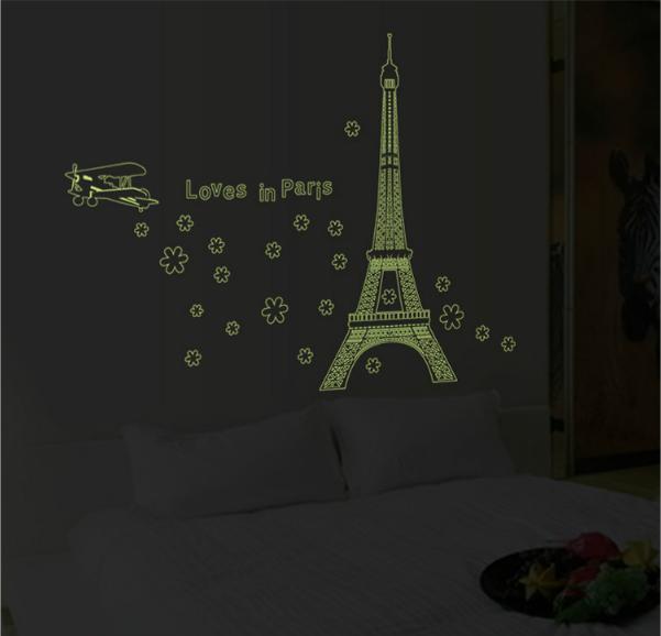 Decal trang trí tường - Tháp Love In Paris DẠ QUANG