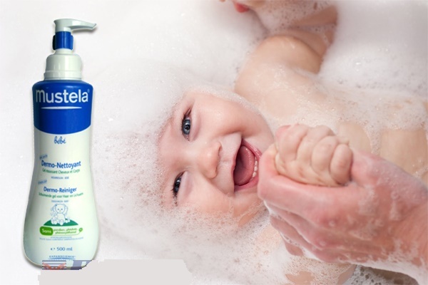 Dầu gội và sữa tắm 2 in 1 Mustela