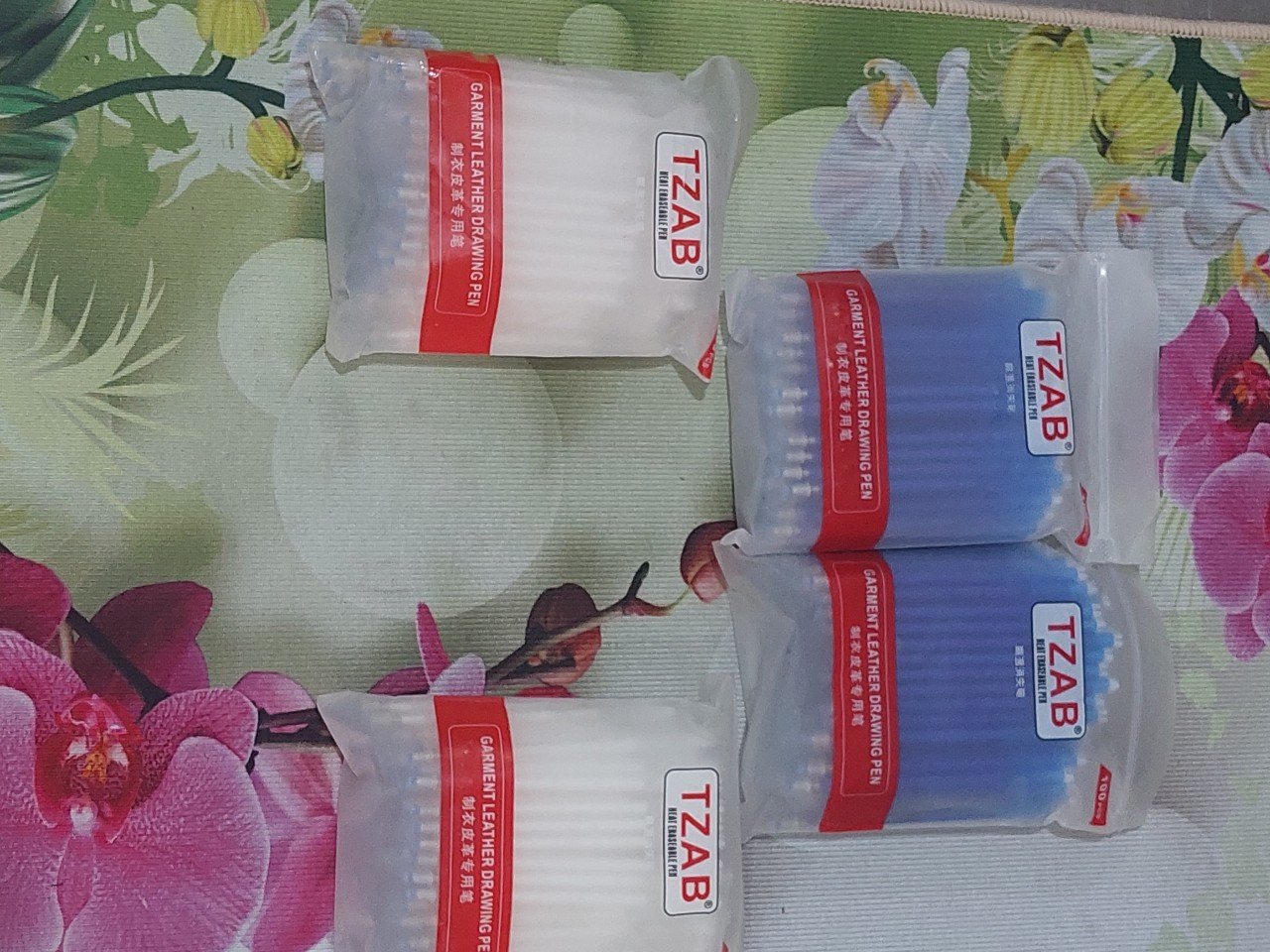 bịch ruột viết ủi bay ( 50 cây )