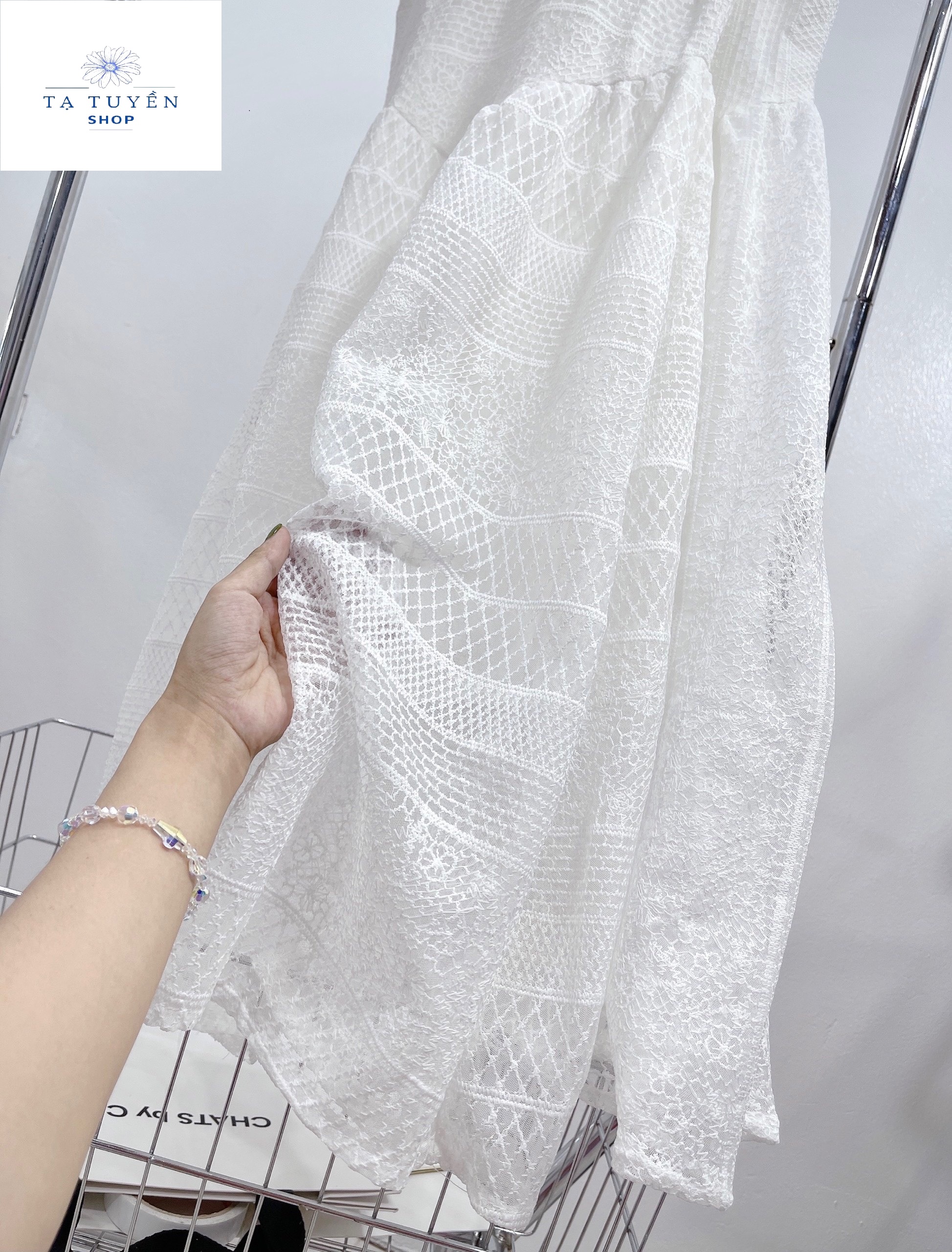 VÁY TRẮNG TIỂU THƯ PHỐI REN MAXI ĐÍNH CÚC NGỌC