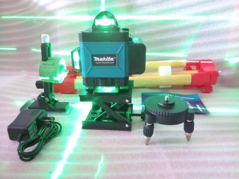 hàng chính hãng Máy bắn cốt, máy cân bằng laser, máy cân mực laze 12 tia xanh. Nhật bản 1 đổi 1