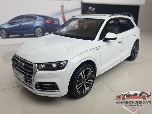 [HCM]Xe mô hình Audi Q5 L 2018 tỉ lệ 1:18