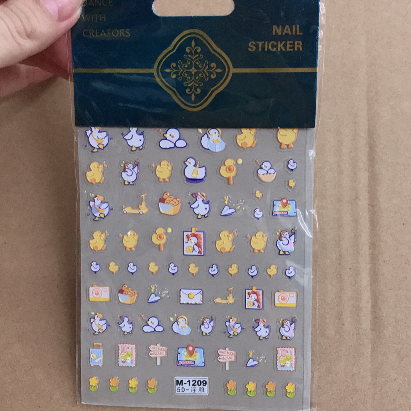 Sticker Gấu 5D Dán Móng Nail - Mini Nails