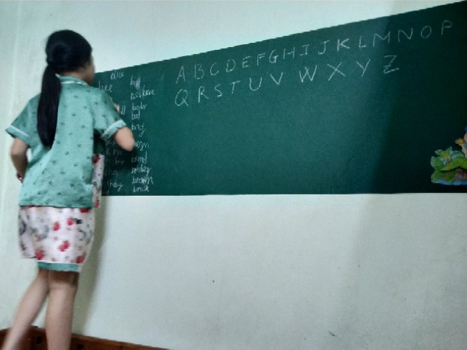 Decal Bảng Xanh Lá viết bằng phấn ( cắt theo mét ) nhiều size