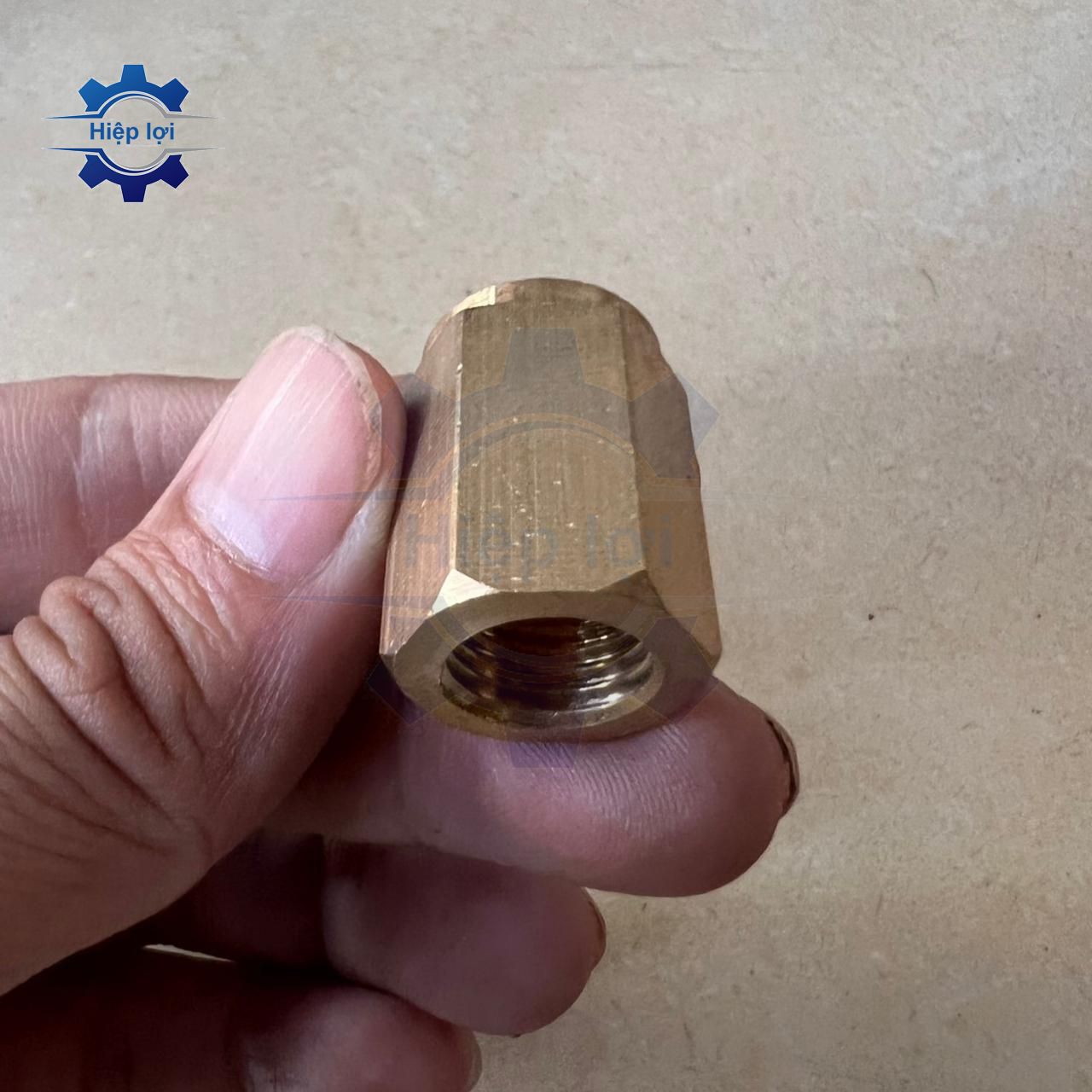 Măng song số 4 – nối rơ le áp suất – dùng gắn công tắc áp lực, tiện lắp đặt, bền bỉ