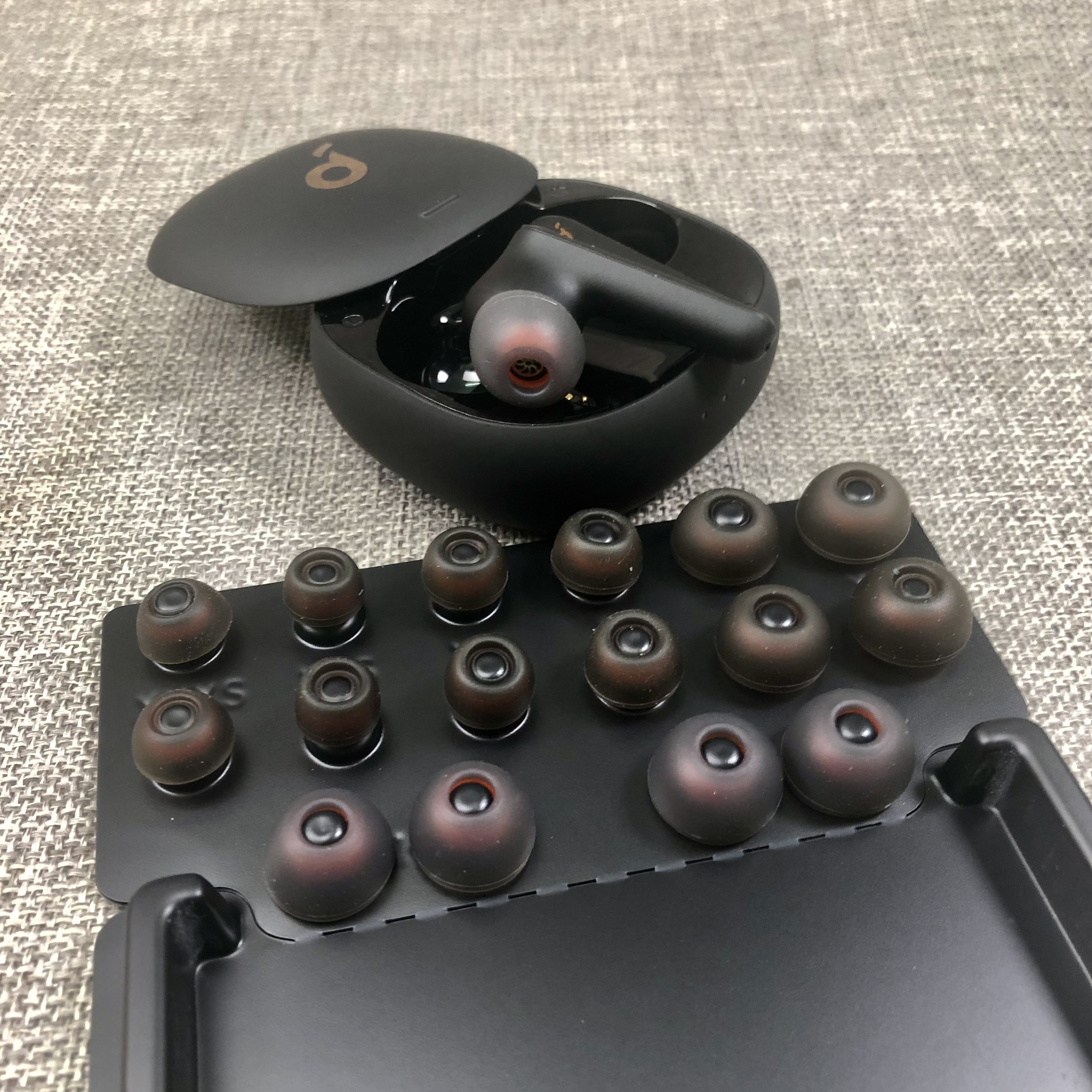 Tai nghe Bluetooth Liberty Air 2 Pro