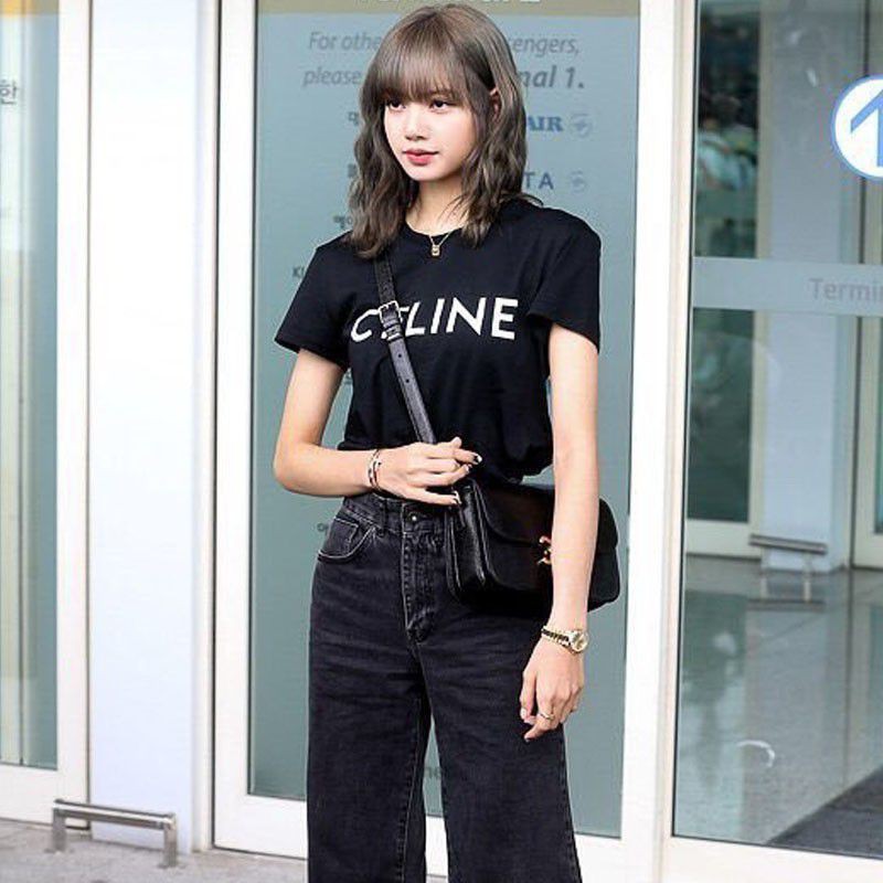 Áo Thun CELINAE giống Lisa và V