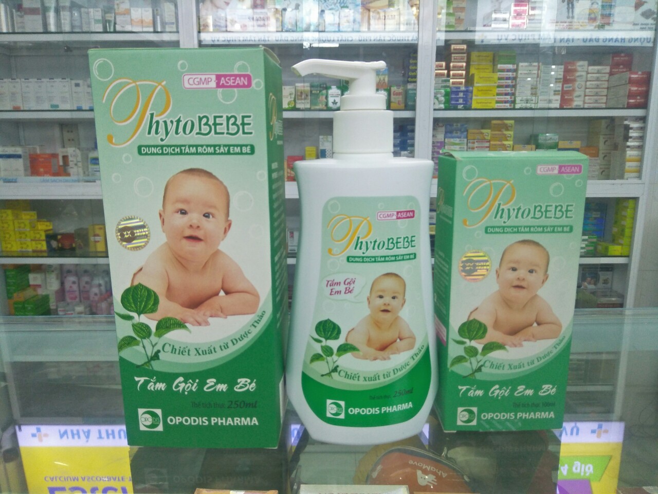 Dung dịch tắm rôm sảy em bé Phytobebe 250ml và 100ml