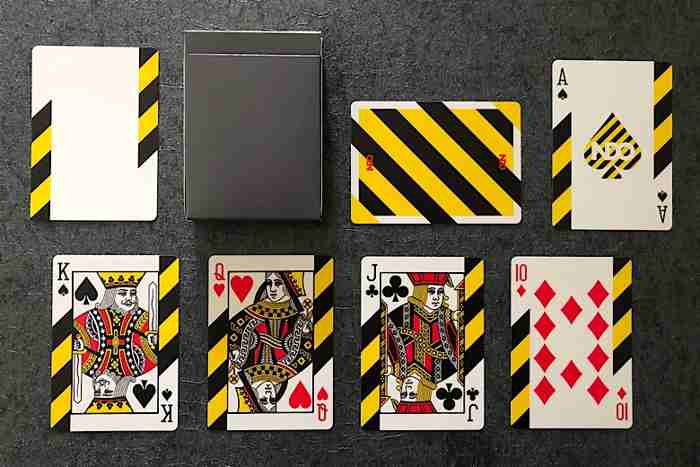 Bài tây Poker Cardistry Broken Borders Playing Cards