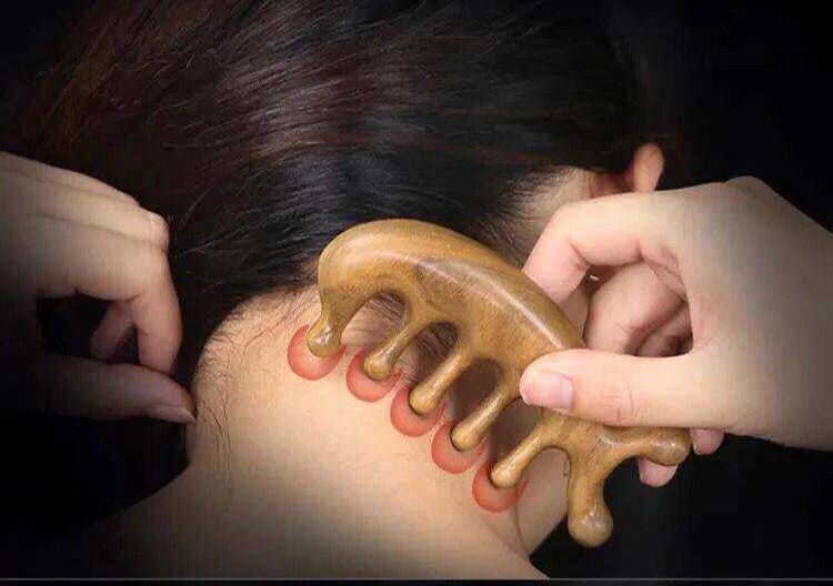 Lược gỗ đàn hương